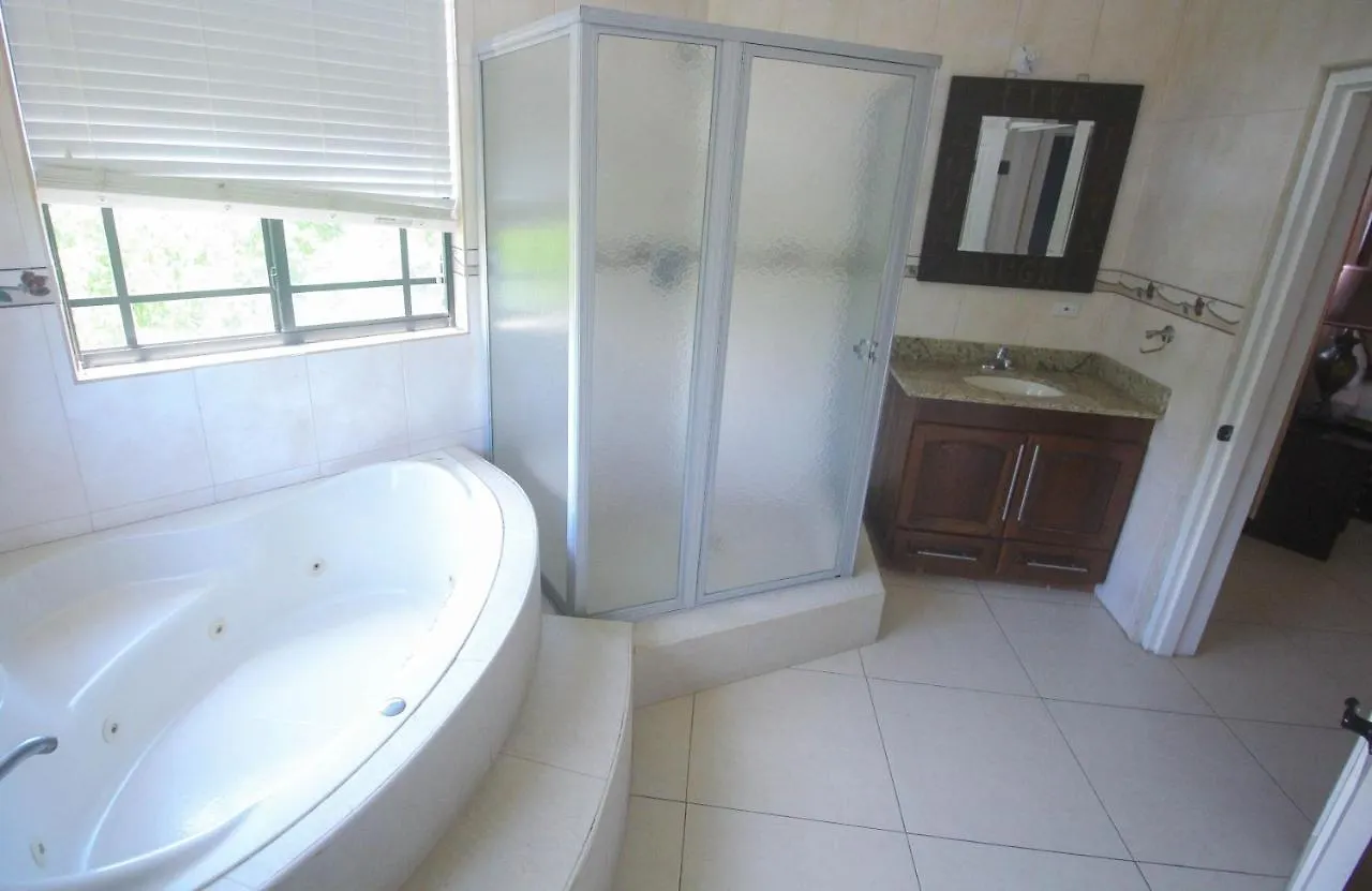 Villa Luxury 10 Bedroom Villa-Millbrooks Montego Bay Jamaika