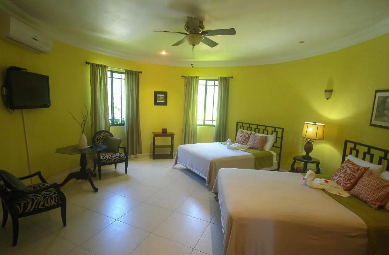 Luxury 10 Bedroom Villa-Millbrooks Montego Bay Villa