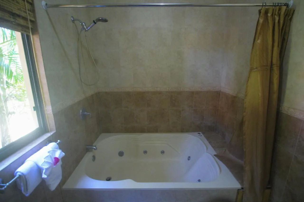 Luxury 10 Bedroom Villa-Millbrooks Montego Bay Jamaika