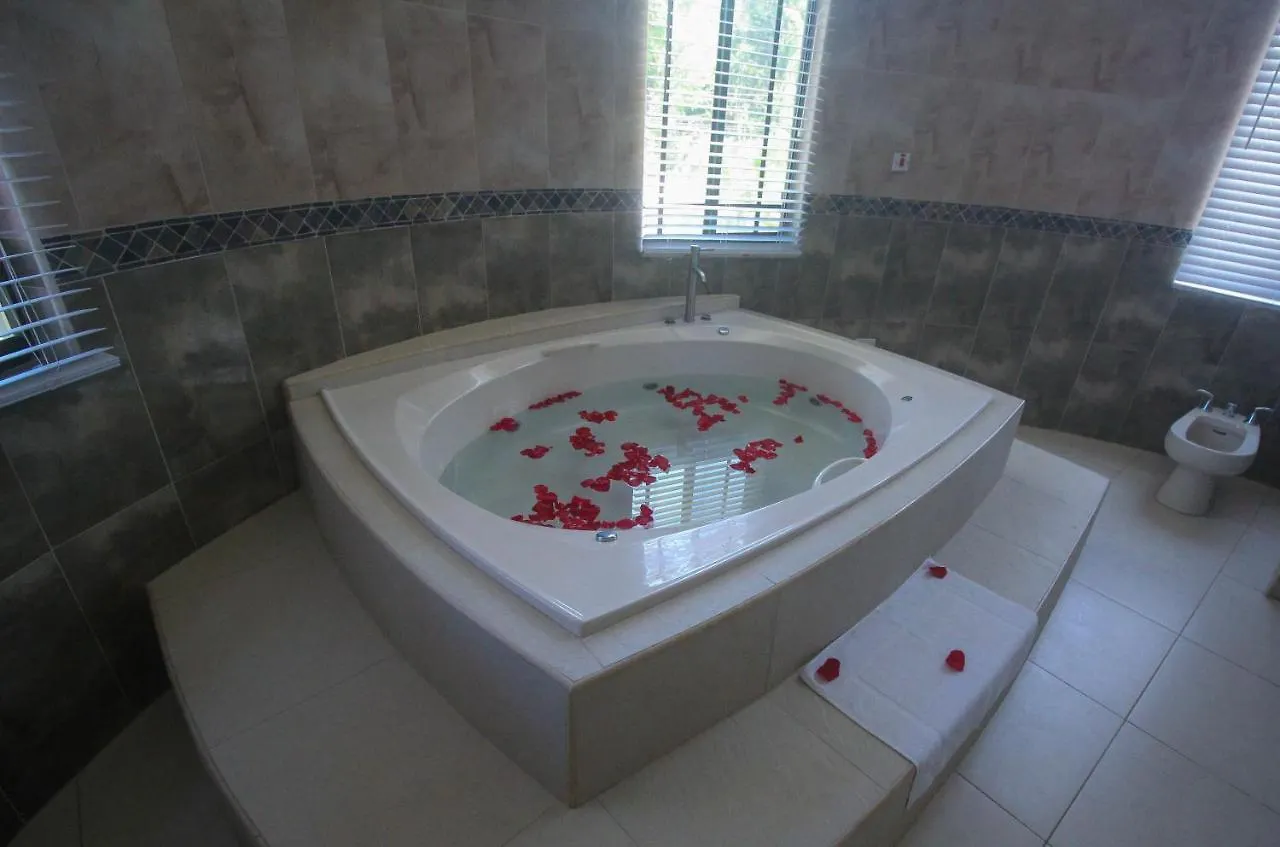 Luxury 10 Bedroom Villa-Millbrooks Montego Bay